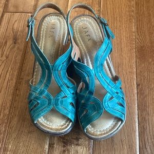 Jafa turquoise color leather platform sandals